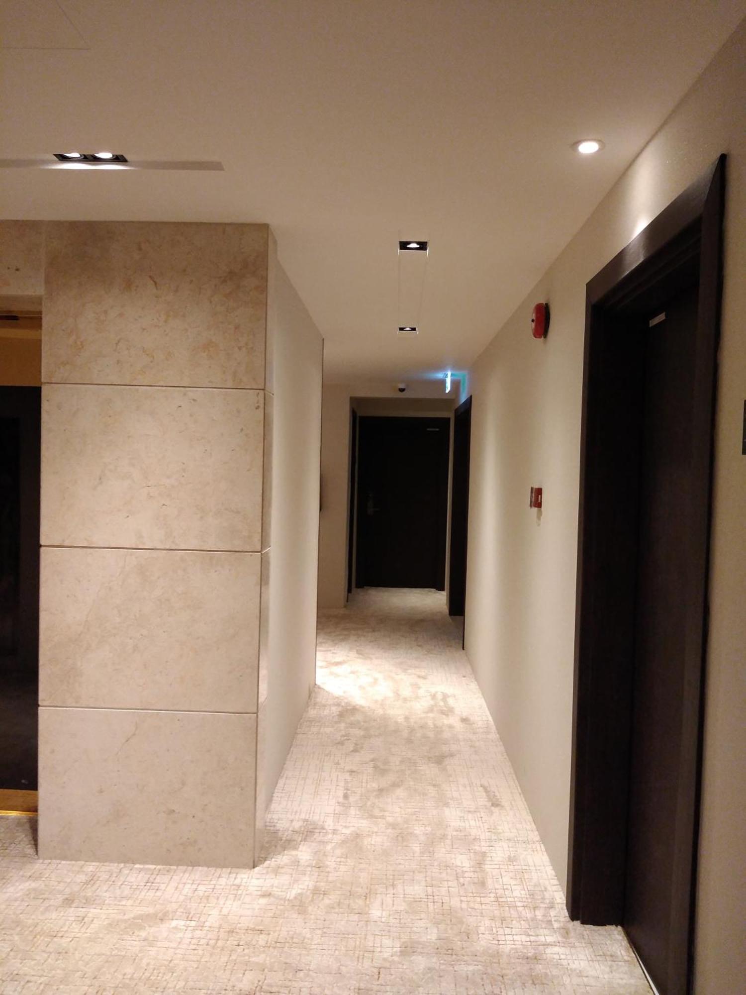Nebula Hotel الدقم المظهر الخارجي الصورة