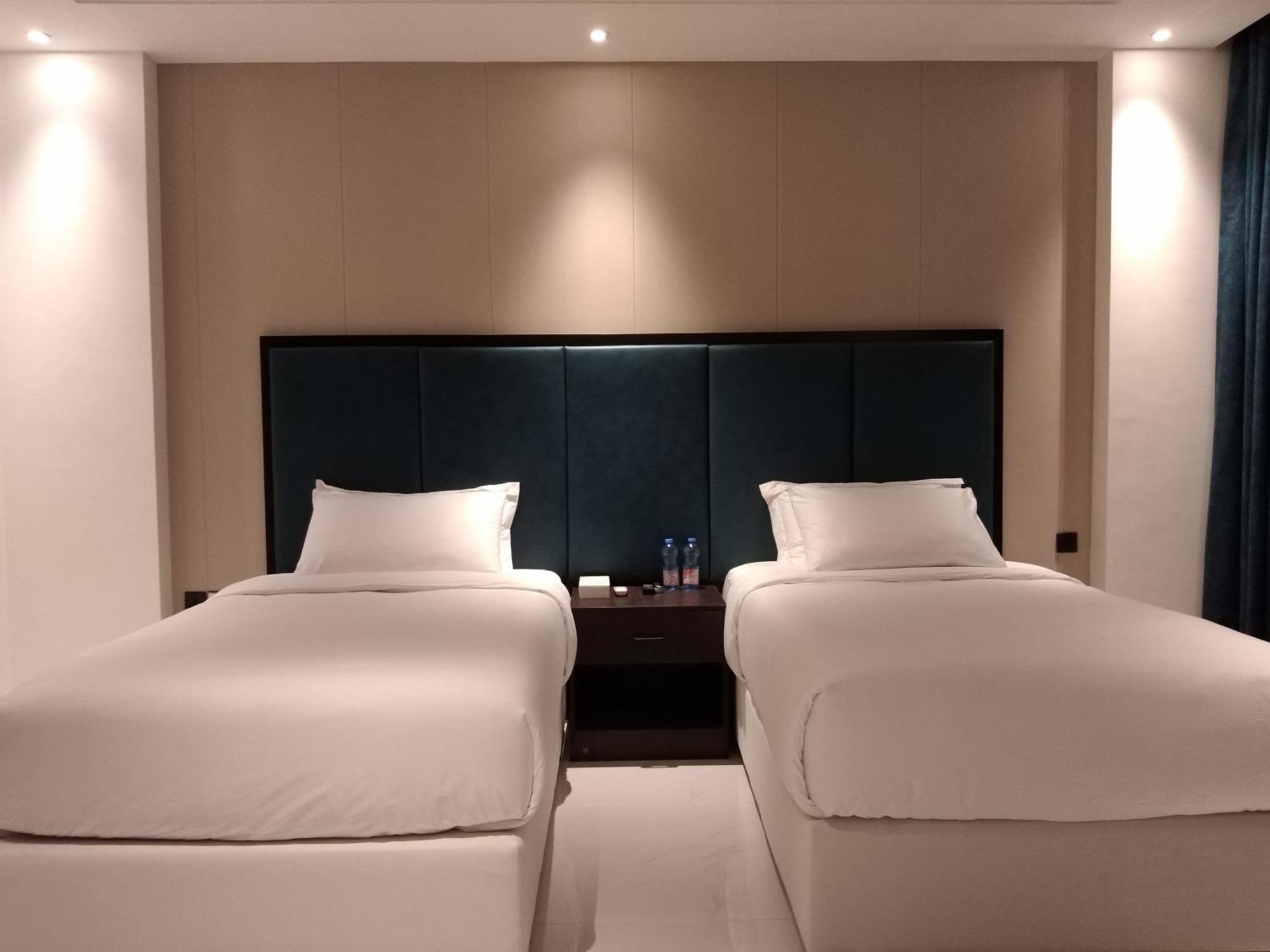 Nebula Hotel الدقم المظهر الخارجي الصورة