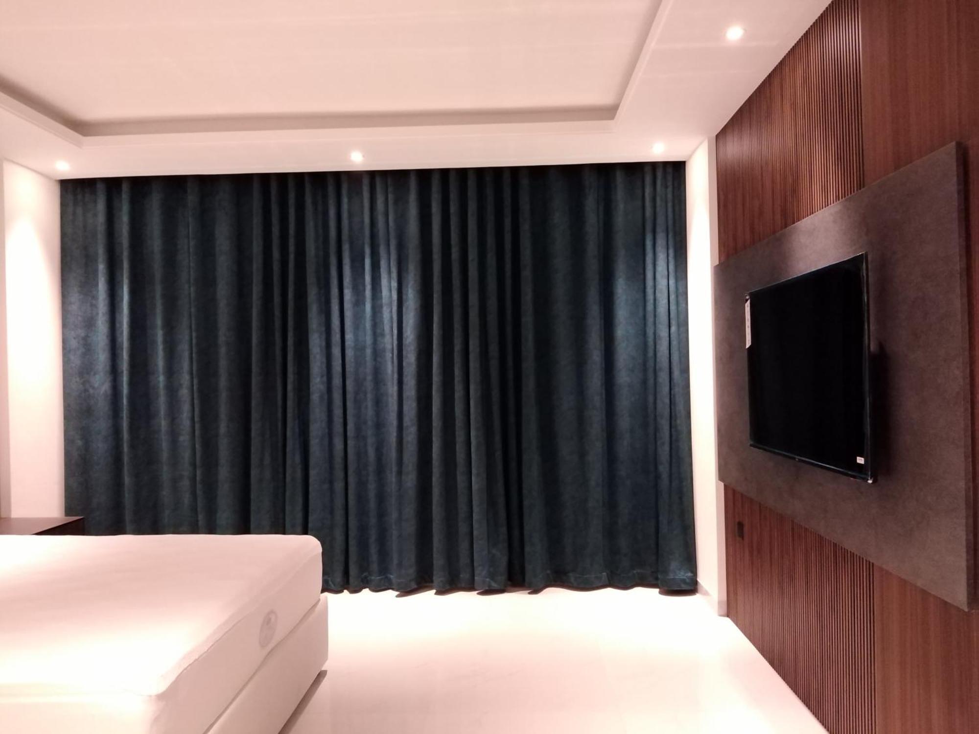 Nebula Hotel الدقم المظهر الخارجي الصورة